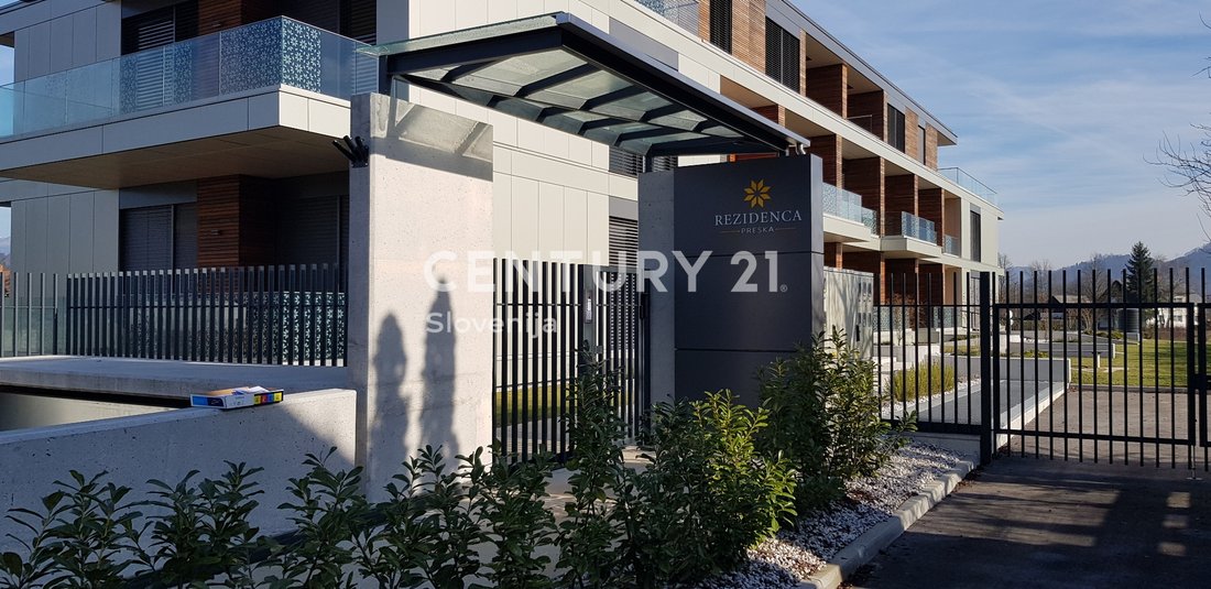 How to Design Beautiful Spaces - Interior Design Tutorial - Homestyler - Versatile Penthouse Apartment Layout