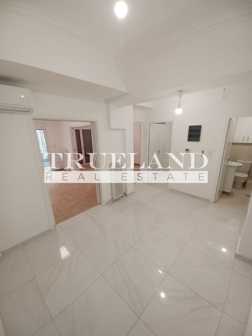 Apartment in 1st District of Athens, Athens, Greece 2 - 14468837