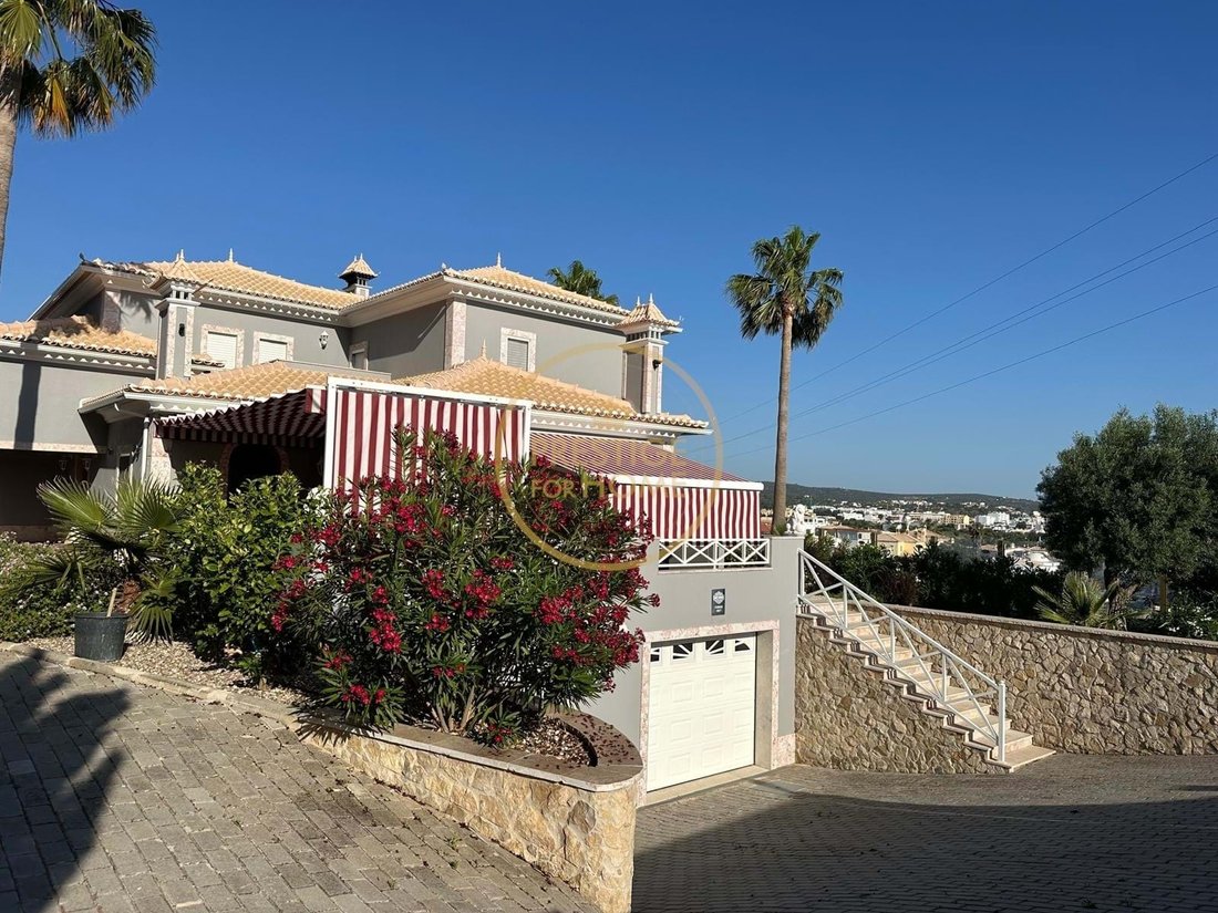 Villa in Loule (Sao Clemente), Algarve, Portugal 5 - 14465063