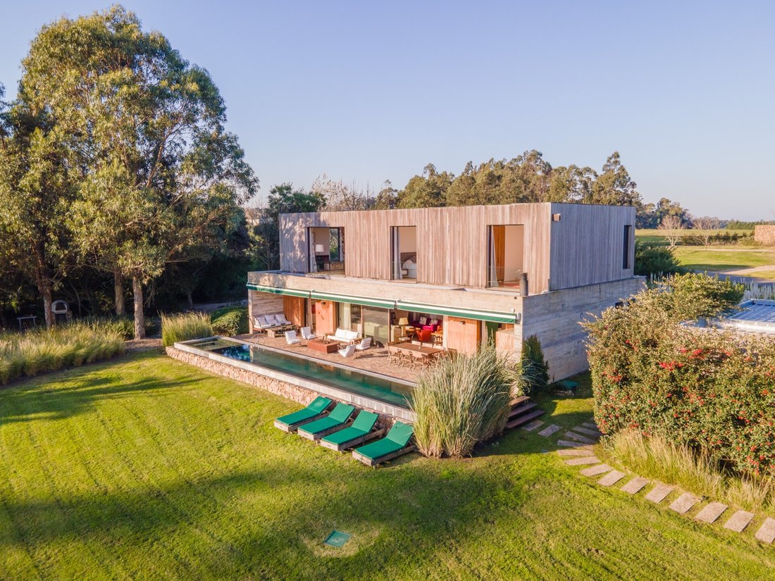 Townhouse in Fasano las Piedras, Maldonado Department, Uruguay 1 - 14466655