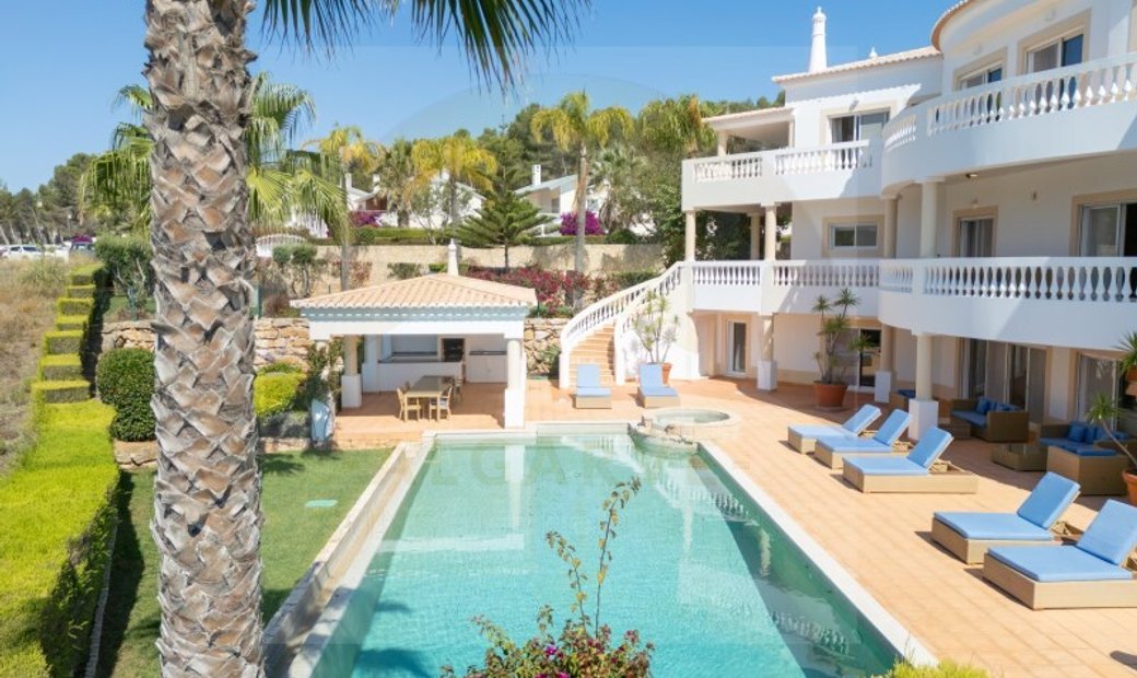 Magnificent Villa At Quinta Da Fortaleza In Budens, Algarve, Portugal