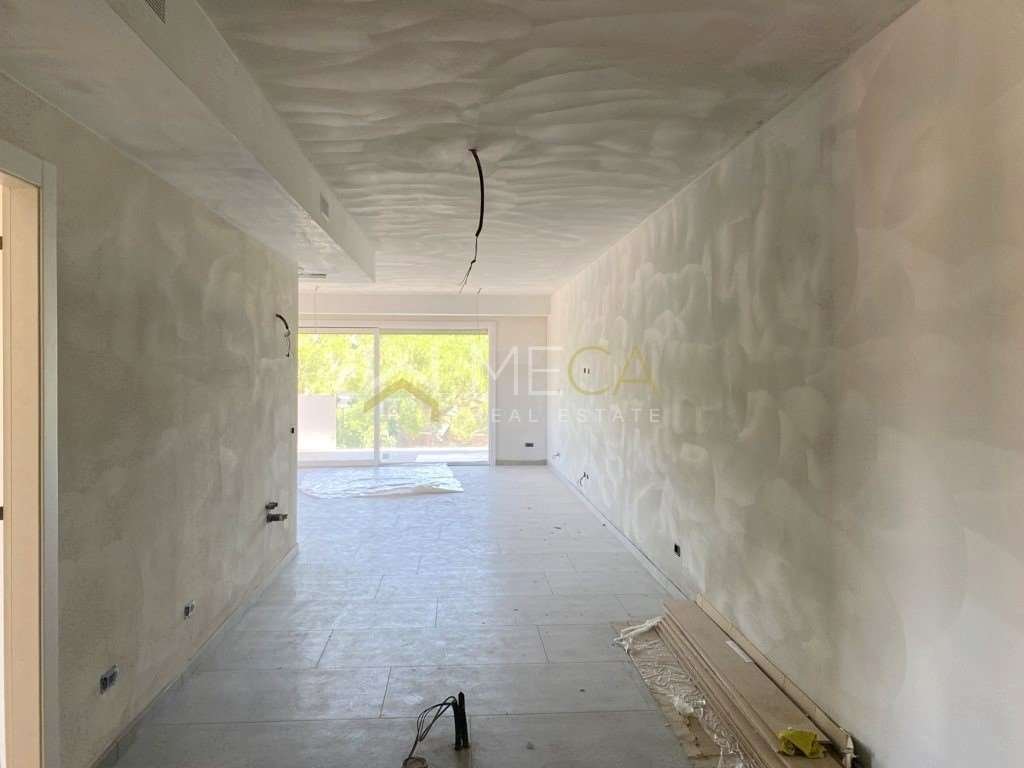Apartment in Desenzano Centro, Desenzano del Garda, Lombardy 4 - 14467892