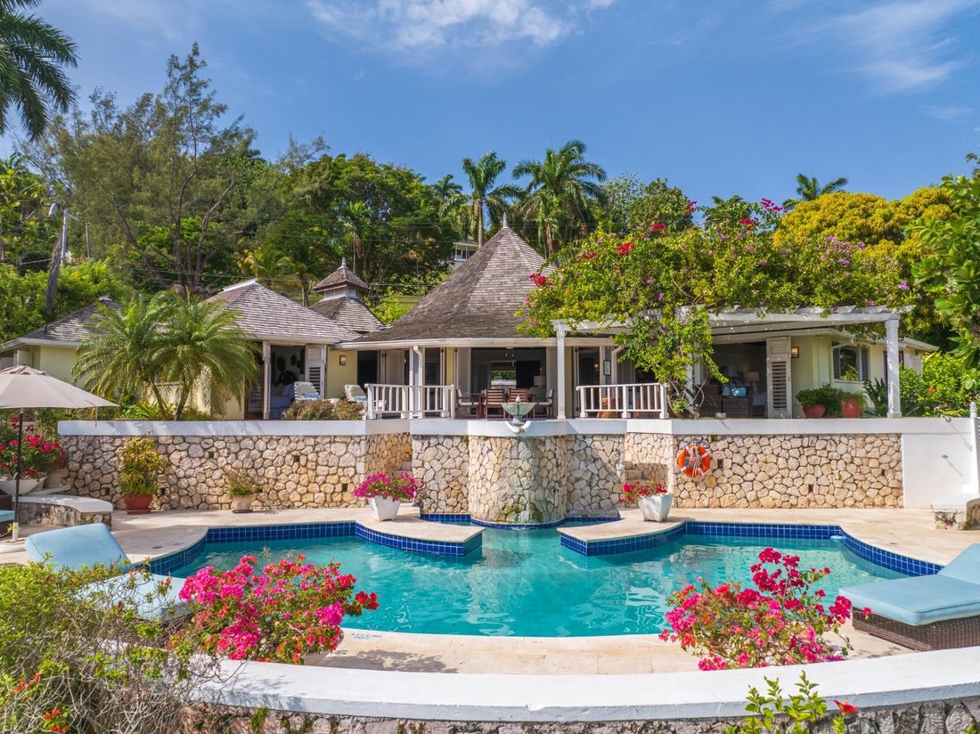 Villa in Hanover, Hanover Parish, Jamaica 2 - 14469605