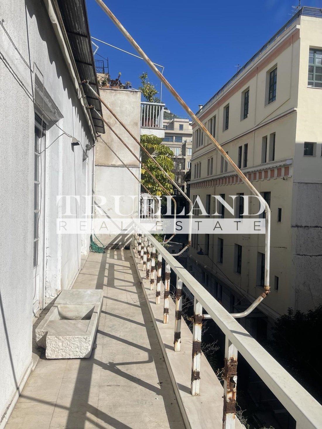 Apartment in Sunoikia Kolonakiou, 1st District of Athens, Athens 4 - 14468769