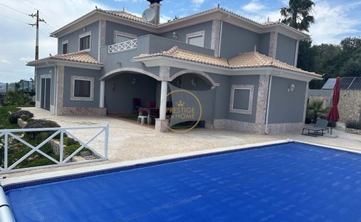 Villa in Loule (Sao Clemente), Algarve, Portugal 1