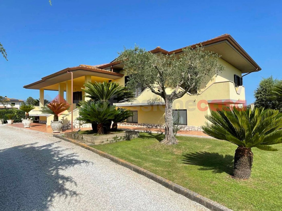 Villa in Borgo Hermada - Colle la Guardia District, Terracina, Lazio 4 - 14466125