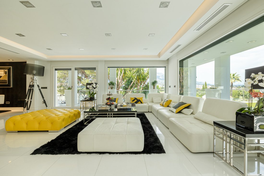 Villa in Marbella, Andalusia, Spain 2 - 14469305