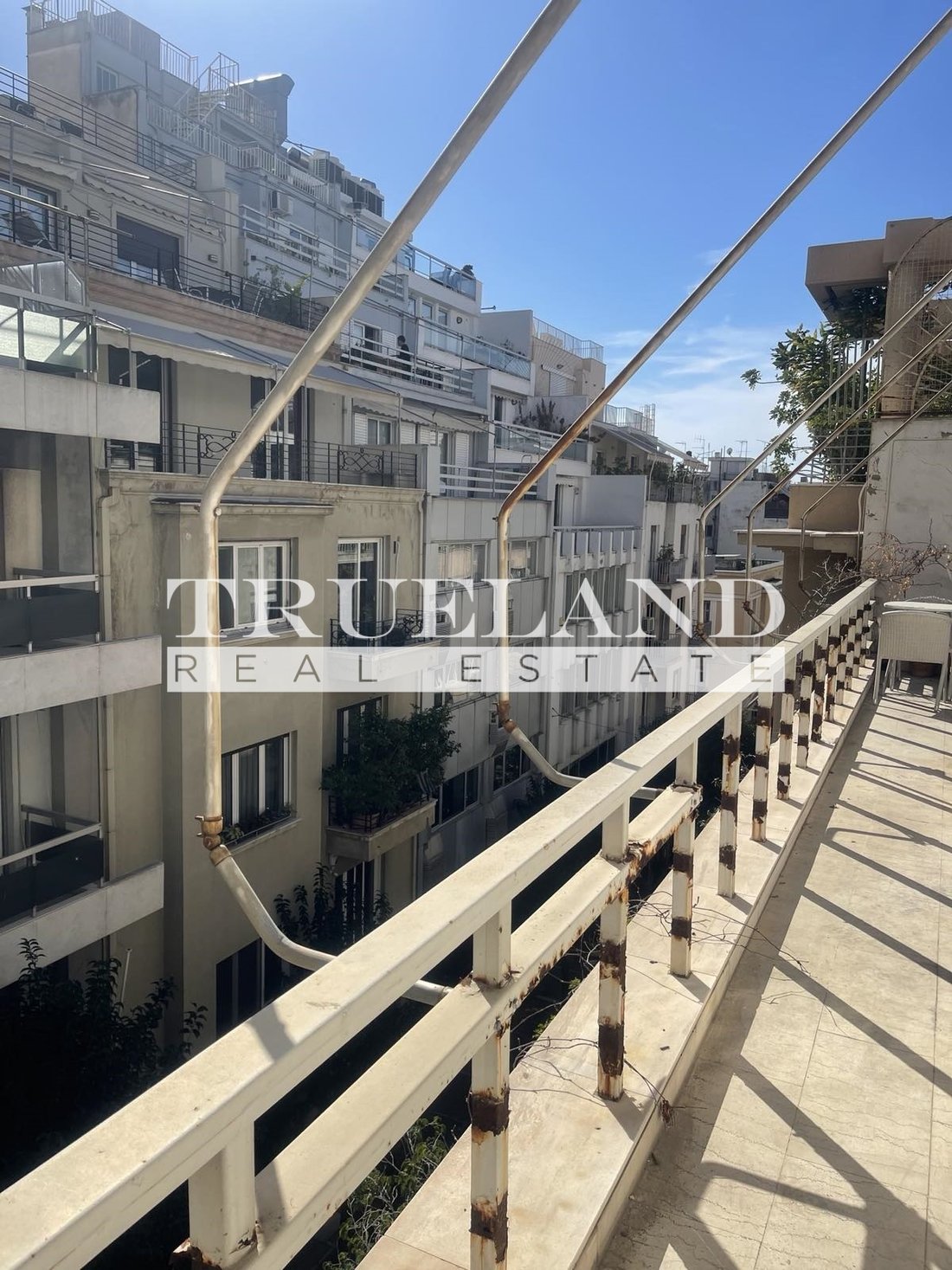 Apartment in Sunoikia Kolonakiou, 1st District of Athens, Athens 2 - 14468769