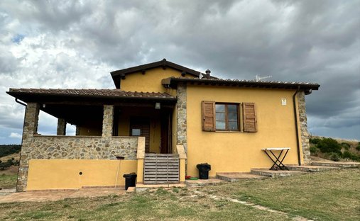 Country House in Magliano in Toscana, Tuscany, Italy 1