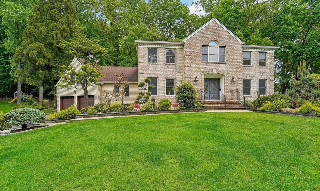 15 Henrietta Court In Ridgewood New Jersey United States For Sale