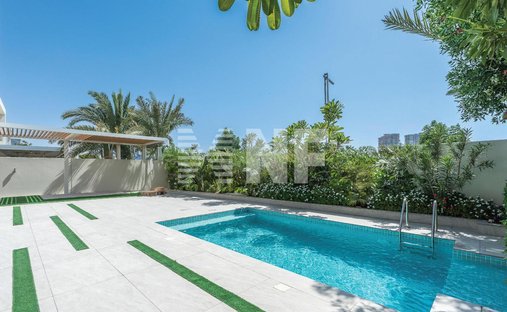 Villa in Dubai, Dubai, United Arab Emirates 1