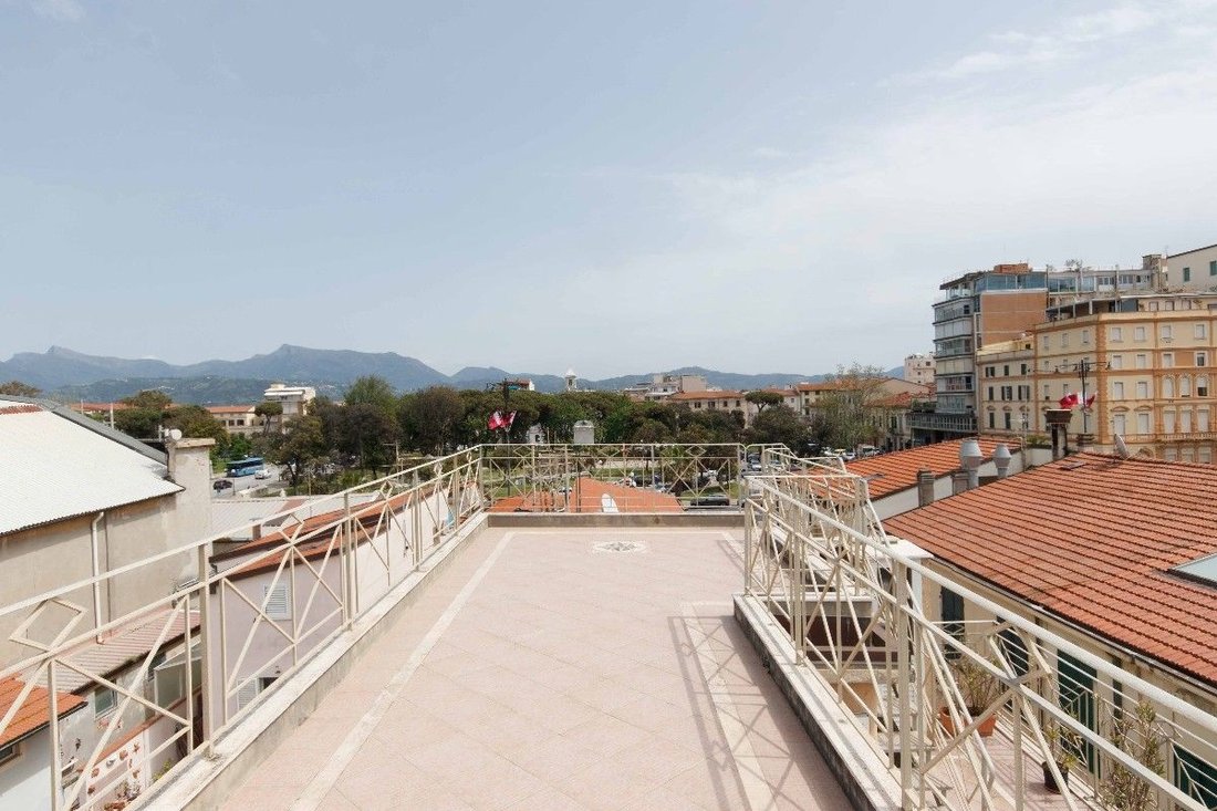 Townhouse in Lungomare, Viareggio, Tuscany 2 - 14472785