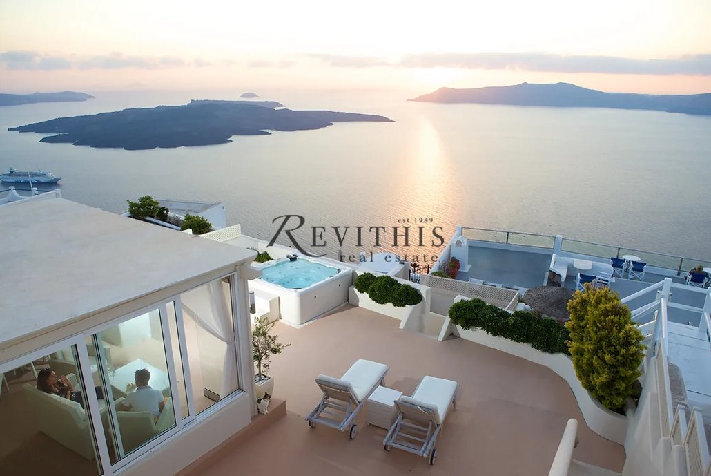 Villa in Thira, Aegean, Greece 1 - 14474034