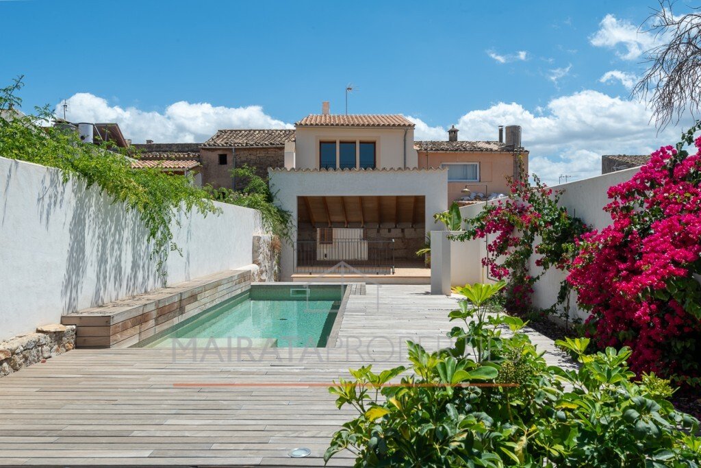 Villa in Campanet, Balearic Islands, Spain 1 - 14471032