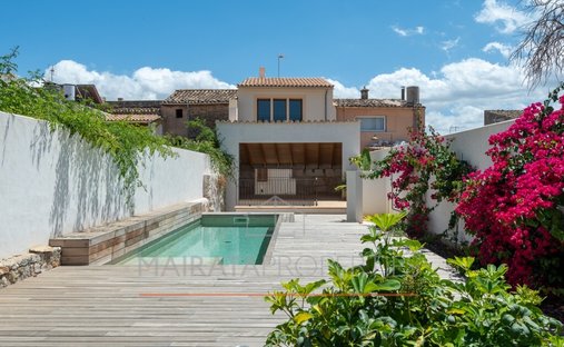 Villa in Campanet, Balearic Islands, Spain 1