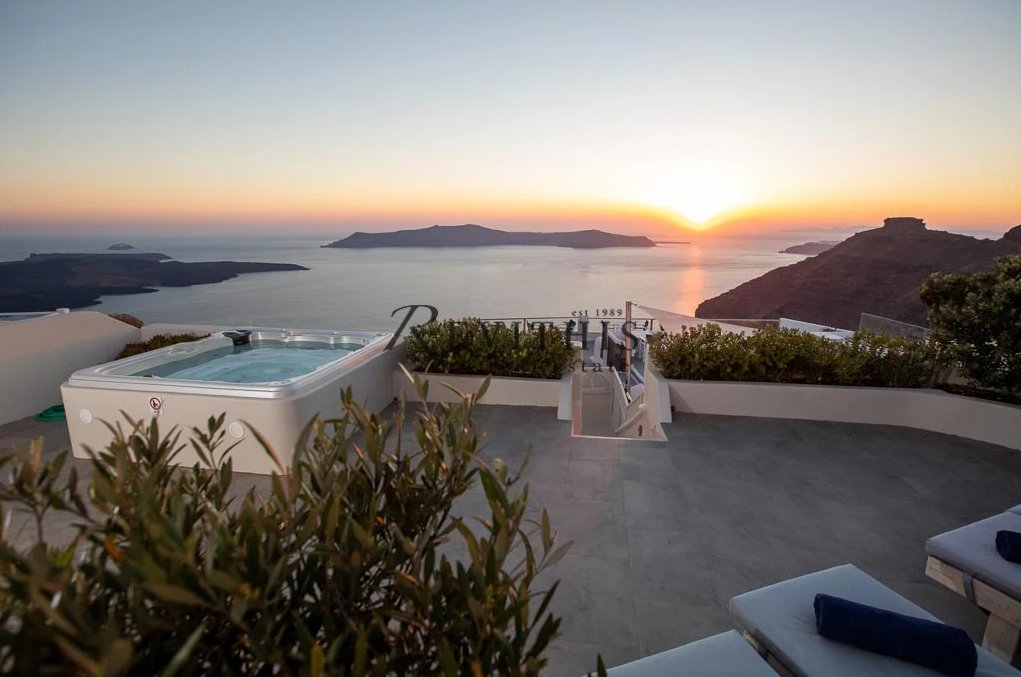 Villa in Thira, Aegean, Greece 3 - 14474034