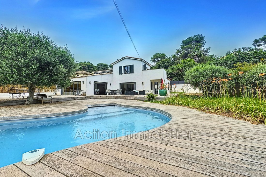 Villa in Saint-Paul-de-Vence, Provence-Alpes-Côte d'Azur, France 1 - 14471000