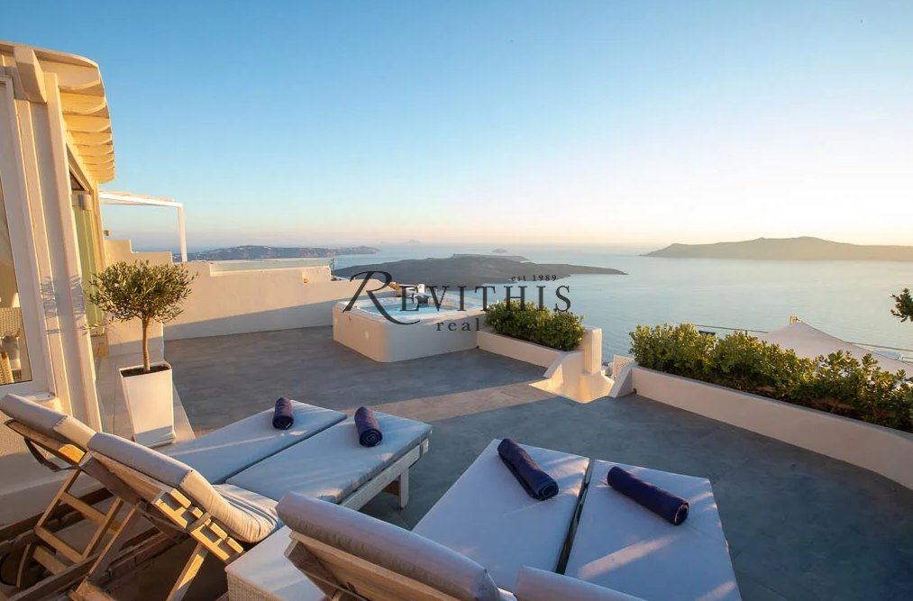 Villa in Thira, Aegean, Greece 2 - 14474034