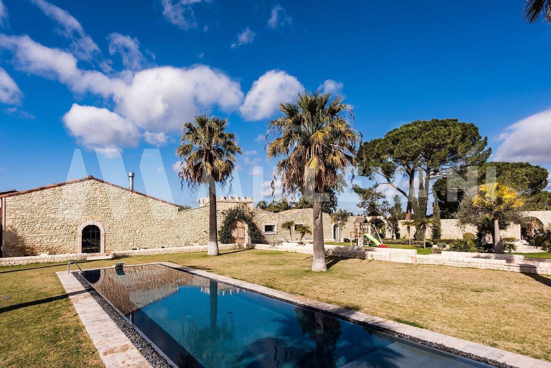 Villa in Comiso, Sicily, Italy 4 - 14472530