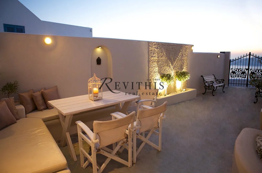 Villa in Thira, Aegean, Greece 5 - 14474034