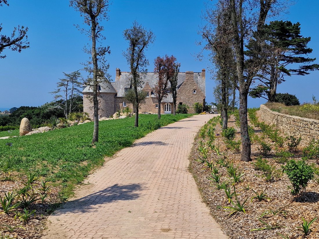 House in Plougrescant, Brittany, France 4 - 14474382