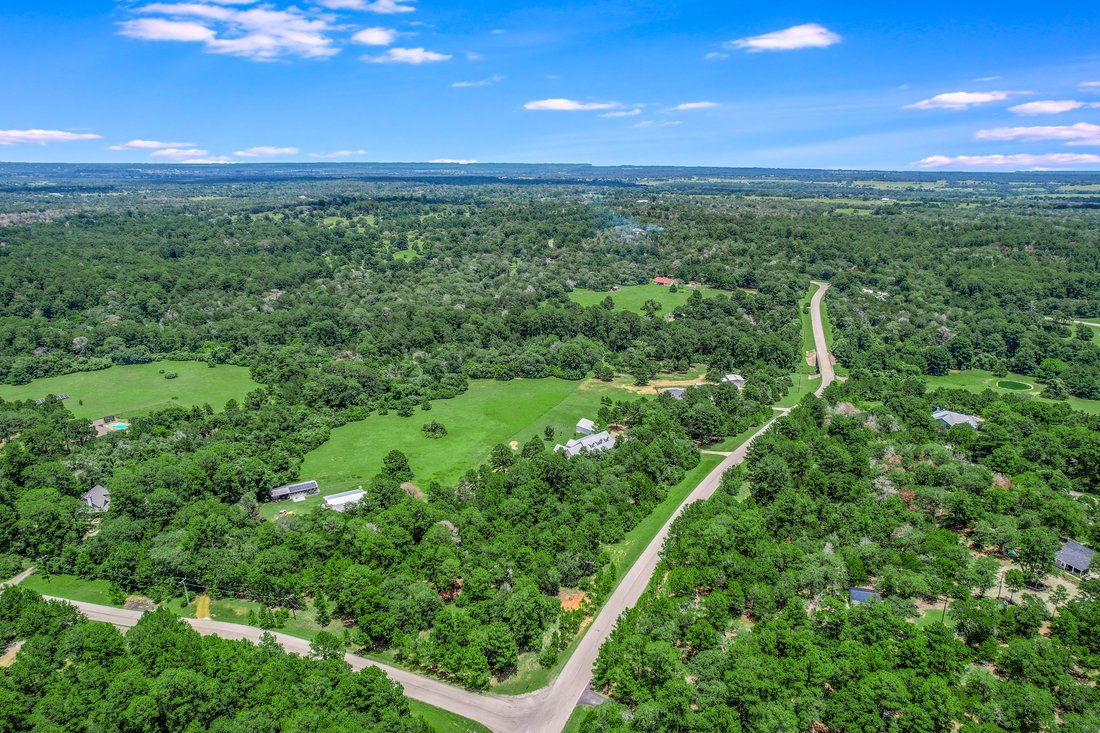 To La Reata Ranch! In Smithville, Texas, United States For Sale