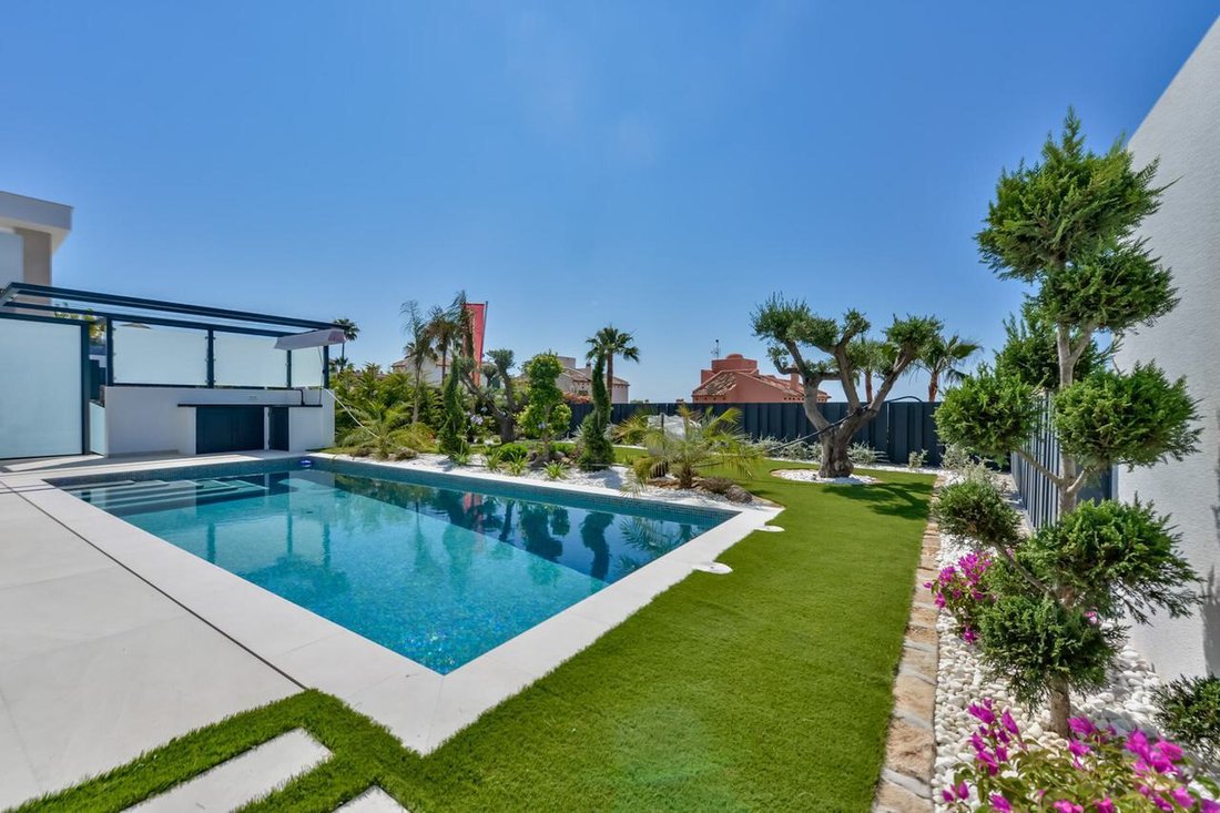 Villa in l'Albir, l'Alfas del Pi, Valencian Community 2 - 12974642