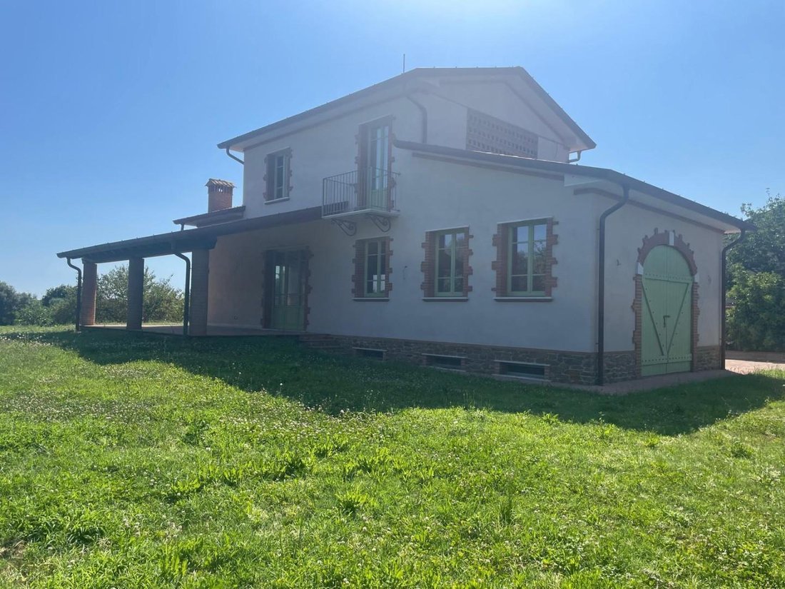 Villa in Strettoia-Capezzano-Valdicastello, Pietrasanta, Tuscany 2 - 14477123