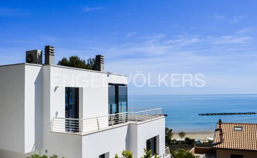 Villa en Cupra Marittima, Marcas, Italia 1