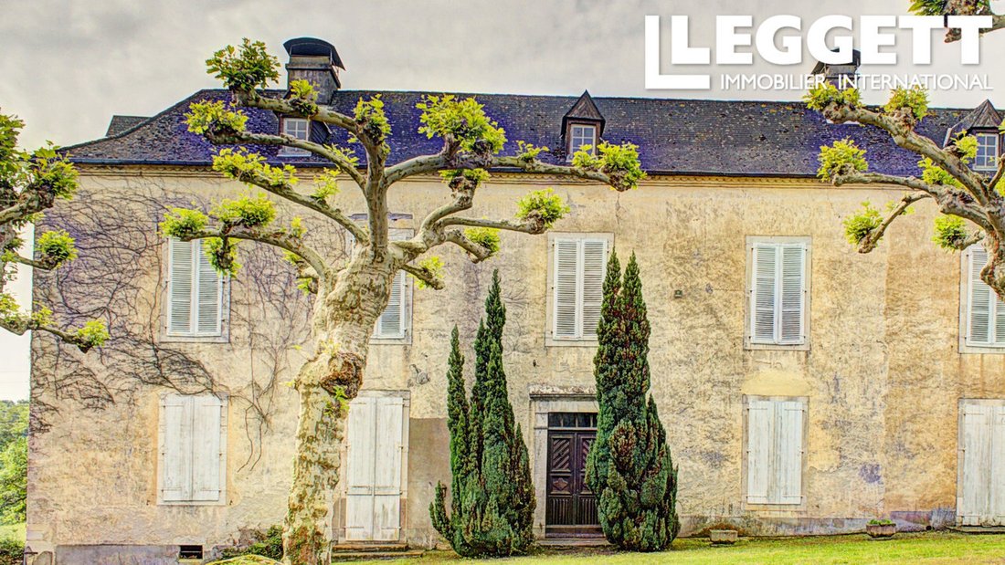 Le Rêve Endormi: A Slumbering Château Awaits Its Renaissance in Jurançon’s Golden Hills