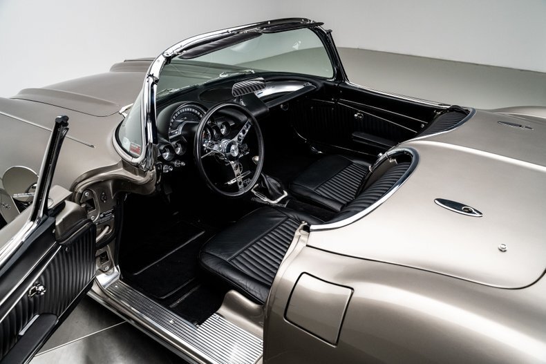 Cabriolet in Charlotte, United States 3 - 14481202