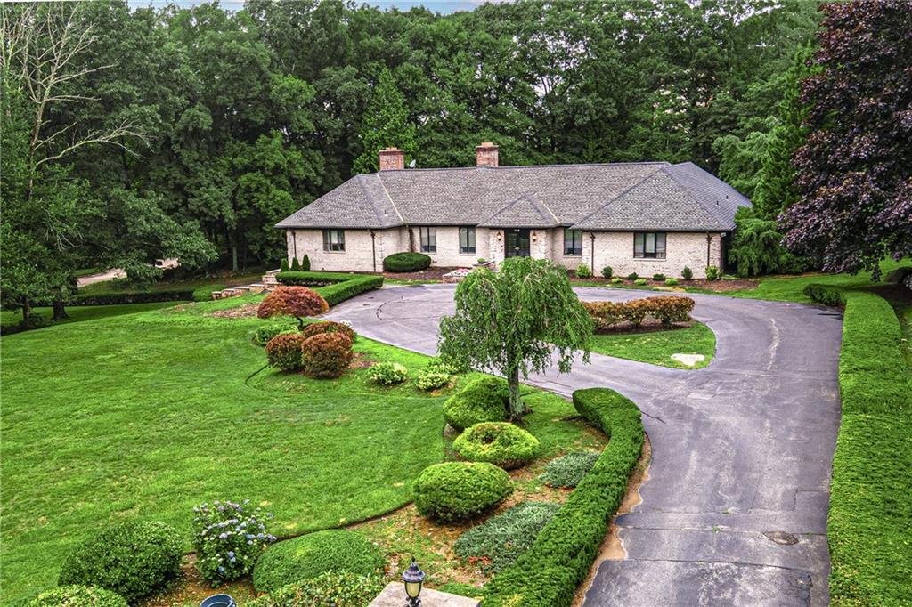 3 Bedrooms Single Family Detached In Scituate, Rhode Island, United