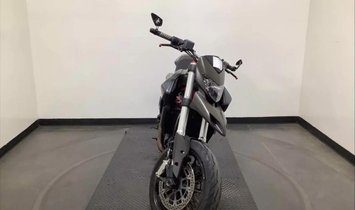 2017 Ducati Hypermotard 939