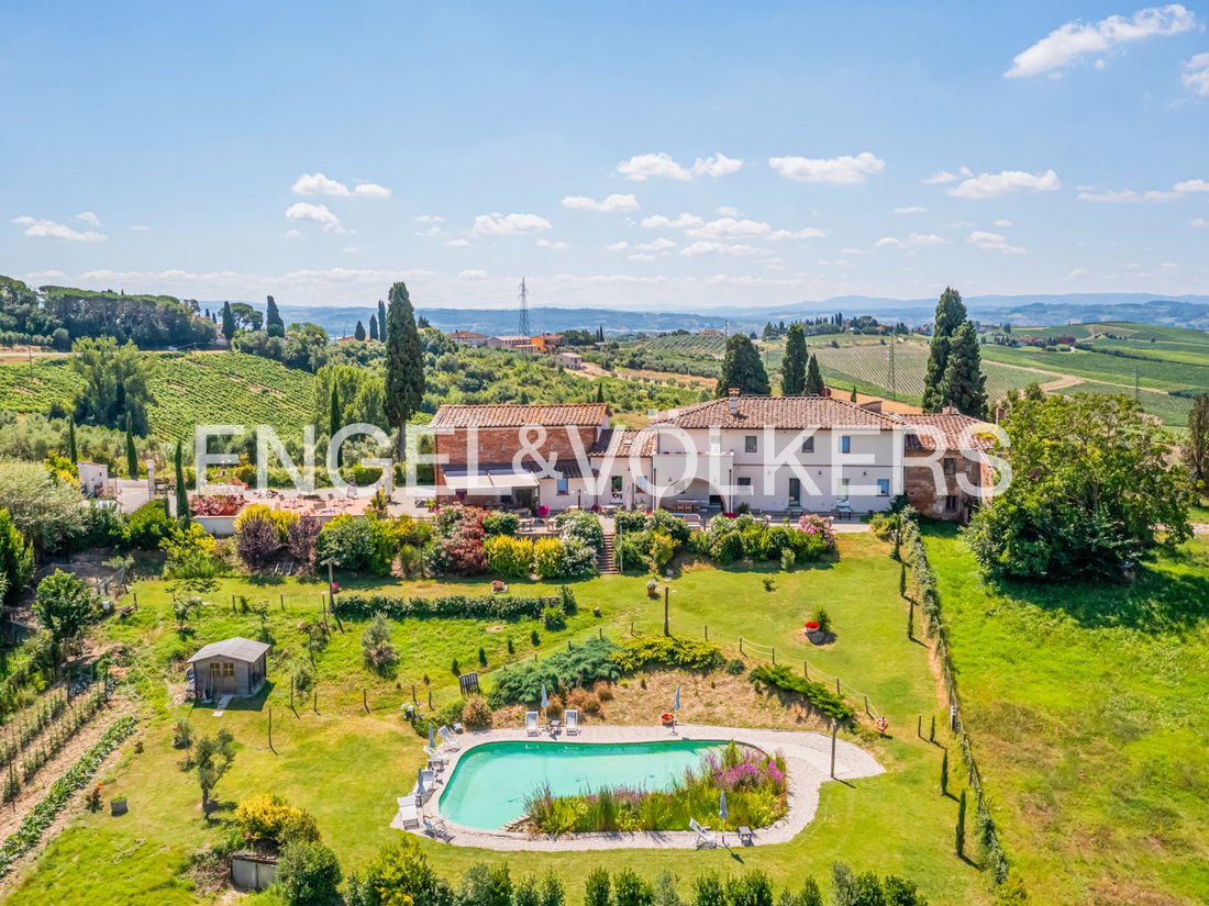 Villa in Center, Cerreto Guidi, Tuscany 2 - 14479378