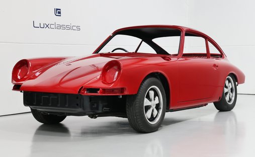1968 Porsche 911 rwd in Great leighs, United Kingdom 1