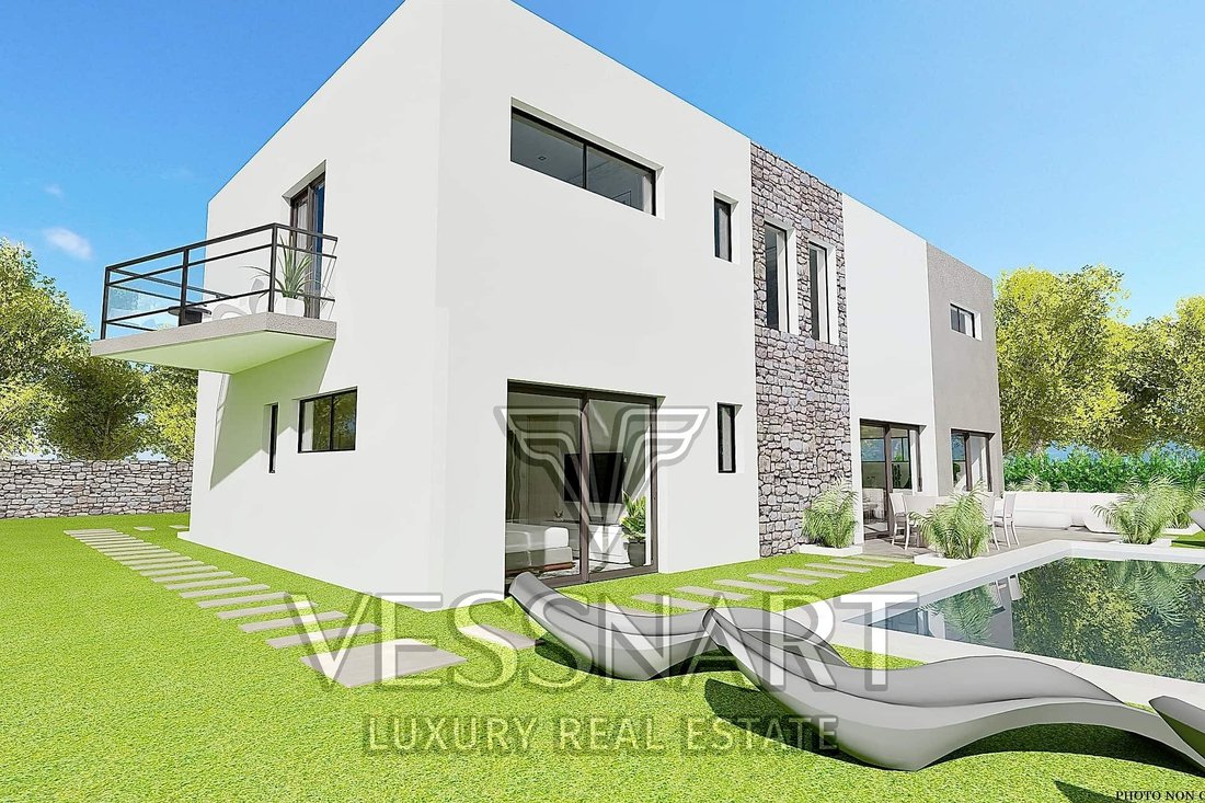 Villa in Grasse, Provence-Alpes-Côte d'Azur, France 3 - 14491192