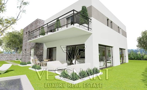 Villa in Opio, Provence-Alpes-Côte d'Azur, France 1