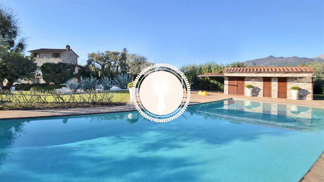 Villa in Pietrasanta, Tuscany, Italy 3 - 14489086