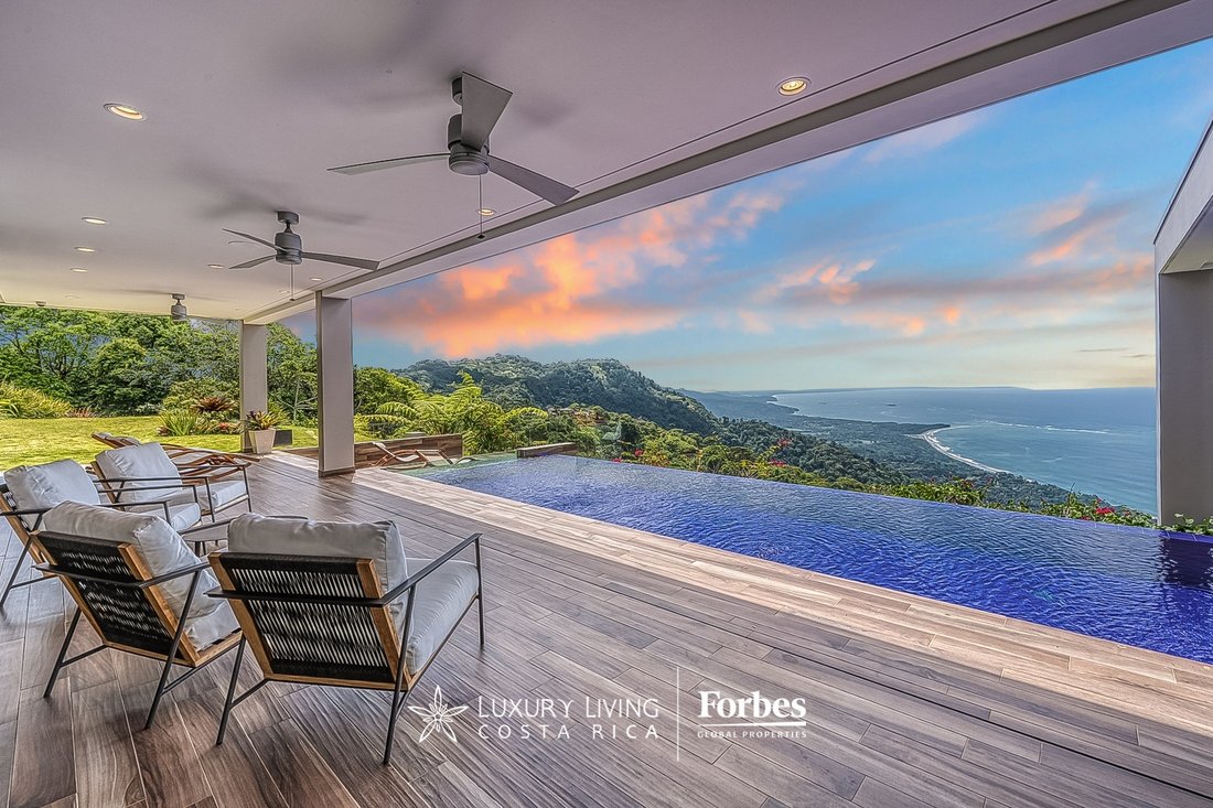 Estate in Dominical Beach, Puntarenas Province, Costa Rica 3 - 10586935