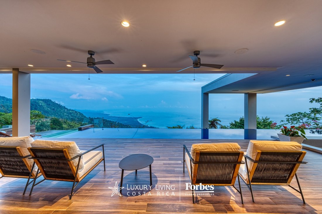 Estate in Dominical Beach, Puntarenas Province, Costa Rica 5 - 10586935