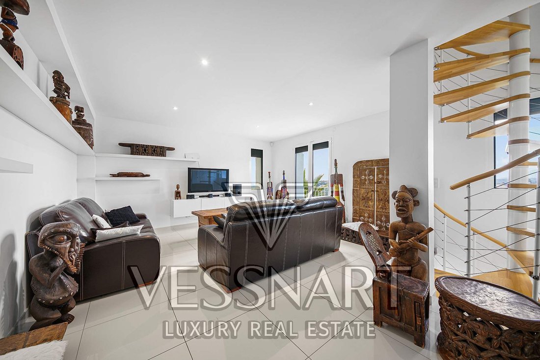 Villa in Nice, Provence-Alpes-Côte d'Azur, France 5 - 14491344