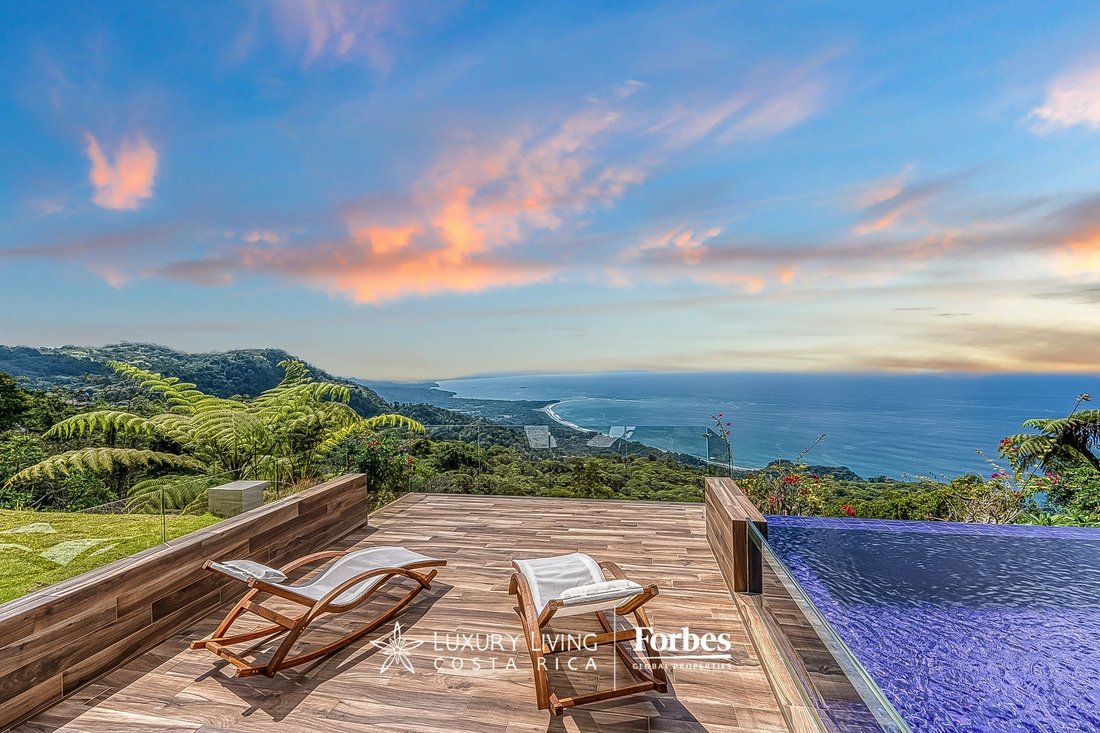 Estate in Dominical Beach, Puntarenas Province, Costa Rica 4 - 10586935