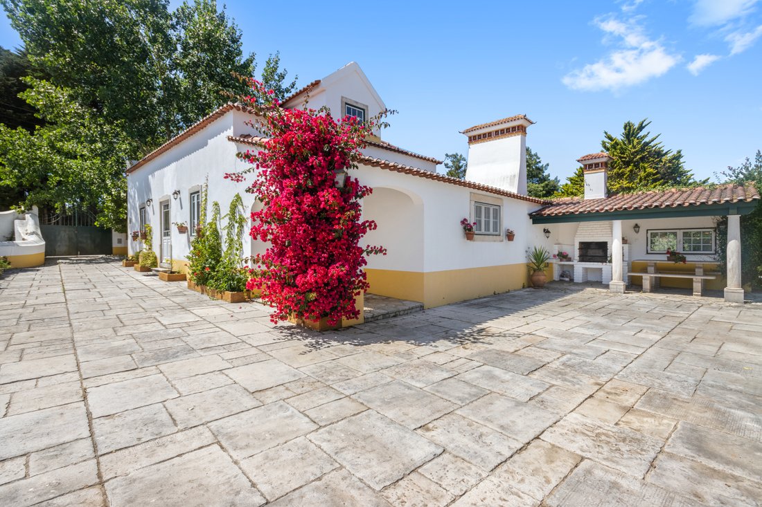 Villa in Rolica, Leiria District, Portugal 1 - 14489082
