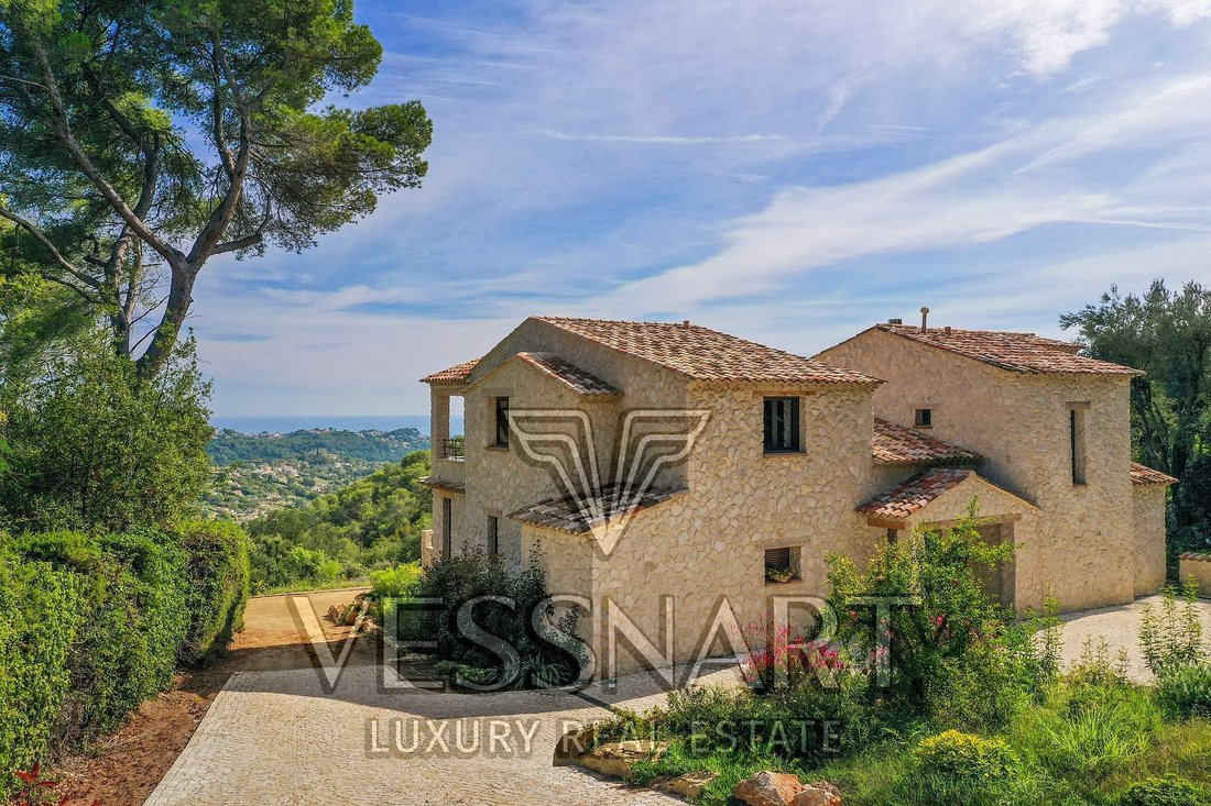 Villa in Saint-Paul-de-Vence, Provence-Alpes-Côte d'Azur, France 2 - 14491223