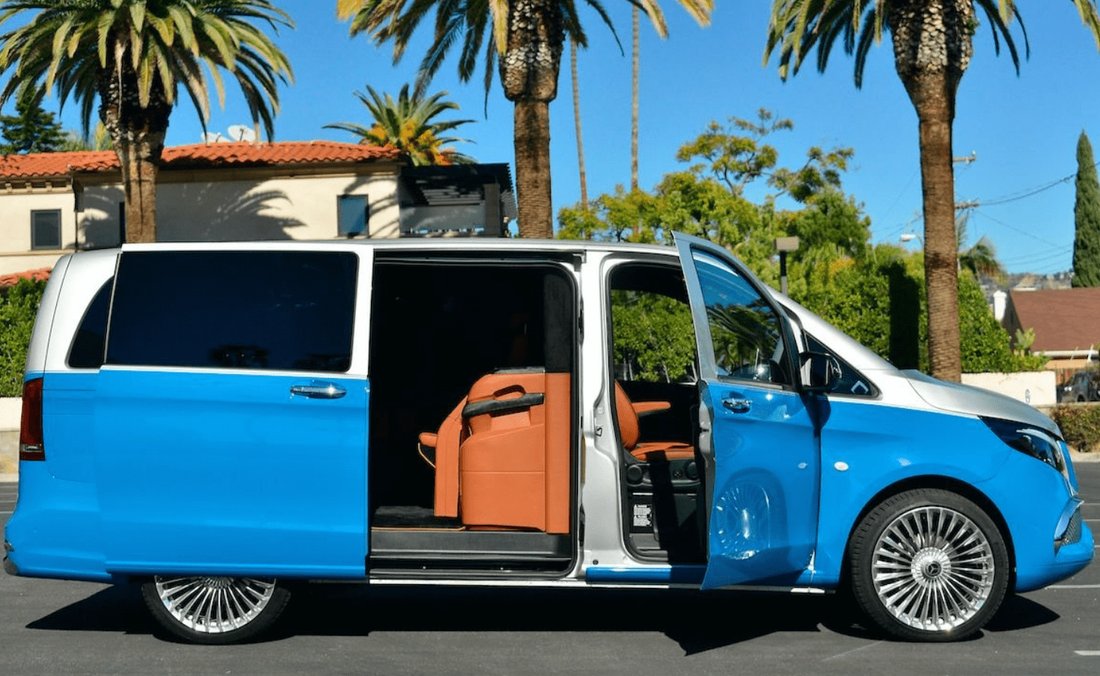 Limousine in Mount Laurel Township, New Jersey, United States 4 - 14489229