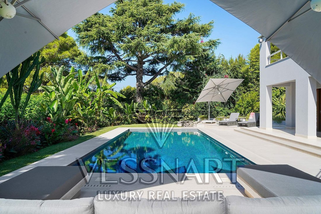 Villa in Saint-Jean-Cap-Ferrat, Provence-Alpes-Côte d'Azur, France 5 - 14491326