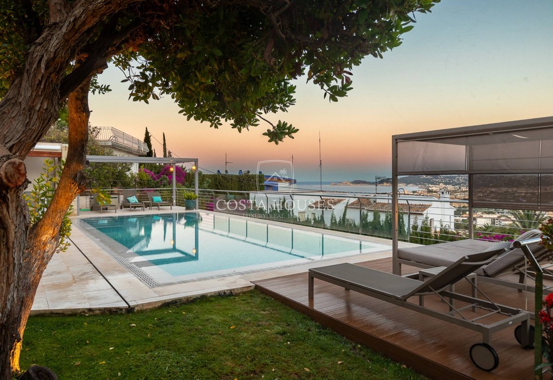 Villa in Xabia / Javea, Valencian Community, Spain 2 - 14490434