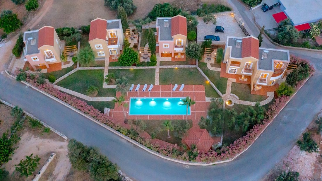 Villa in Crete, Greece 3 - 14491767