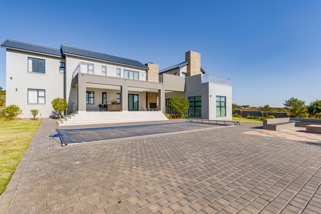 House in Saddlebrook Estate, Gauteng, South Africa 3 - 14494178