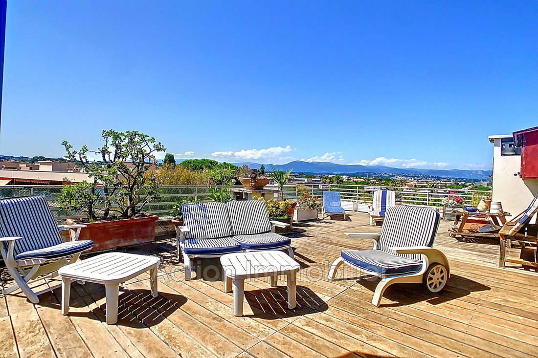 Apartment in Les Cougoulins-Rastines, Antibes, France 1 - 14338043